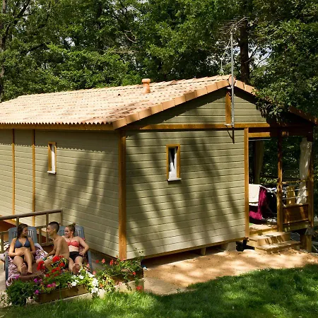 Camping Domaine Aramis *